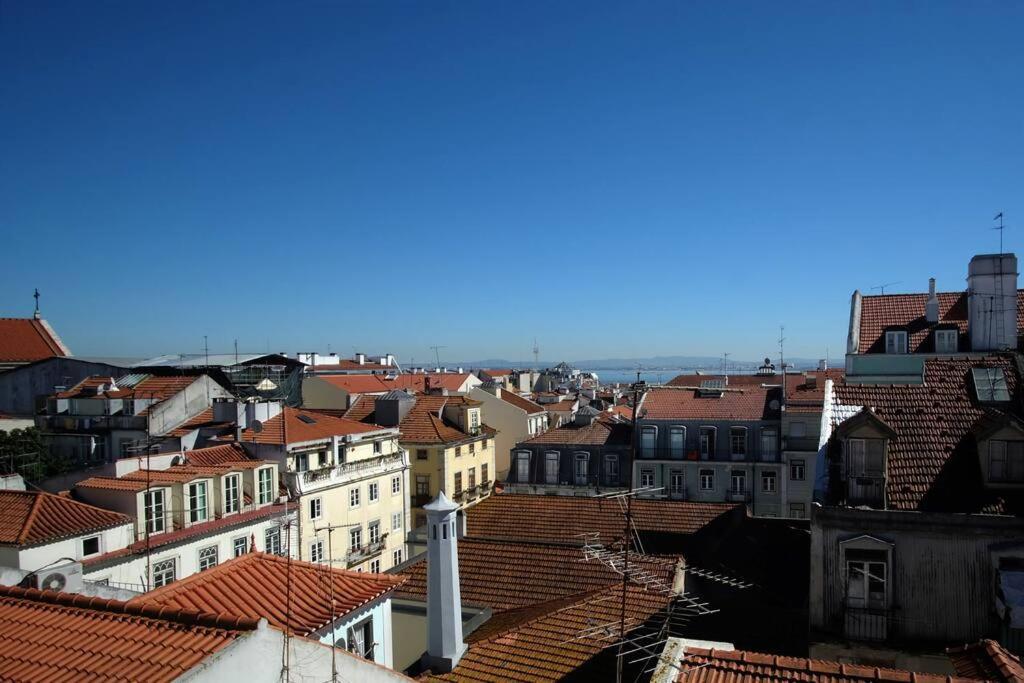 Bh4e-3br With View In Heart Of Bairro Alto - Bright