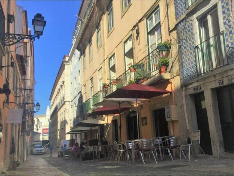 Bh4e-3br With View In Heart Of Bairro Alto - Bright * Lisbon